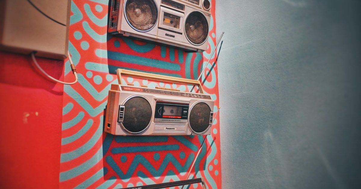 5e98bffd913fb911feb360b1_kay-478669-unsplash