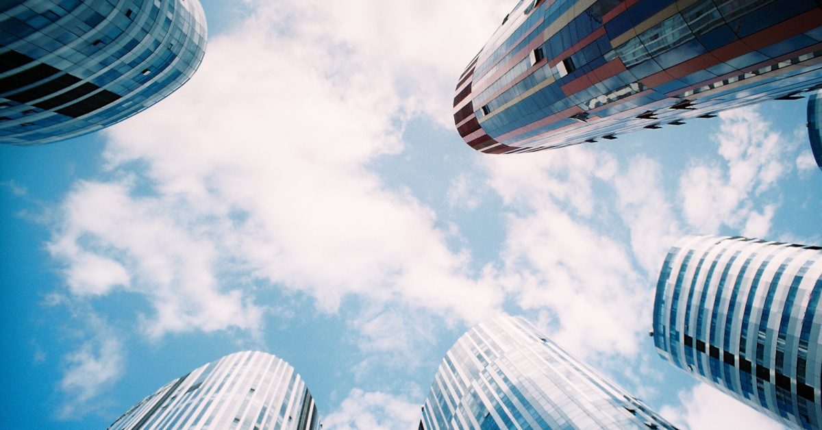 5e98bffd913fb915a2b3611a_yolanda-sun-40675-unsplash