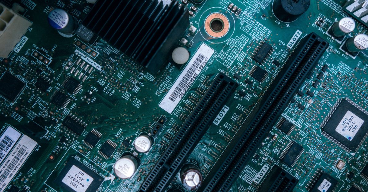 5e98bffd913fb9c355b36142_fancycrave-530798-unsplash