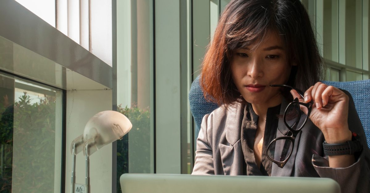 60ec55124f54d80cf7626846_female-businessmen