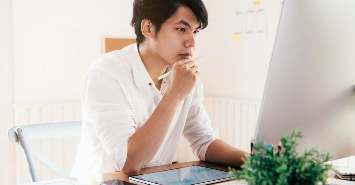 computer-software-developer-designing-user-interface_t20_P1LG6r (1)